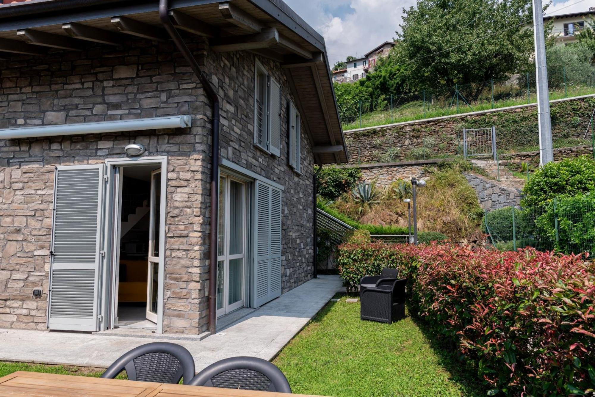 Sant'Anna Villetta Giardino - Pianello Del Lario By Lovecomo エクステリア 写真